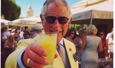 الملك تشارلز وراقصة.. حكاية صورة أثارت الجدل