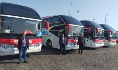 وزير النقل يوجه برفع درجة الإستعداد بميناء سفاجا لإستقبال المصريين العالقين بالسودان