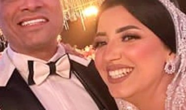 فنانون وقعوا في أخطاء إملائية..  والجمهور يسخر منهم