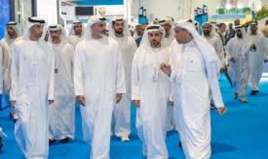 خالد بن محمد بن زايد يحضر ملتقى الاستثمار السنوي