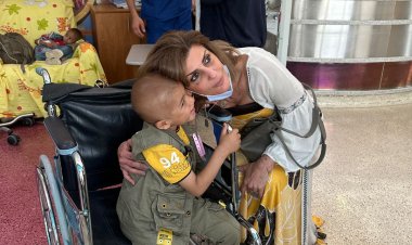 بصحبة مخرجه وأبطاله…فيلم ساعة إجابة يذهب إلى أطفال مستشفى 57357