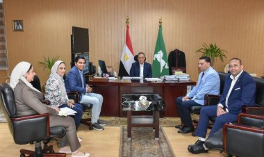 محافظ الشرقية يلتقي رئيس برلمان شباب مصر لتدشين شعبة داخل النوادى الرياضية