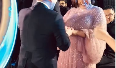فيديو| «وصلة رقص» تجمع بين شيرين وحسام حبيب في أحد الأفراح