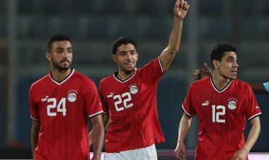 آينتراخت فرانكفورت يعلن تعاقده مع عمر مرموش