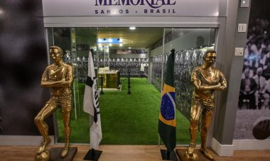 مطلي بالذهب.. البرازيل تدشن ضريحًا ضخمًا للأسطورة بيليه