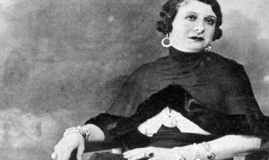 في ذكري ميلاد سلطانة الطرب..  سر طباعة صورتها على علب السجائر