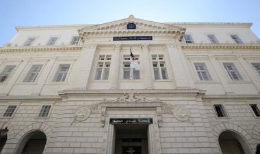 الجزائر.. إدانة رئيس حركة «الماك» الانفصالية بالسجن المؤبد