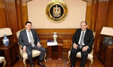 وزير التجارة والصناعة يستعرض مع نظيره الأوراسي تطور مفاوضات اتفاق التجارة الحرة بين البلدين