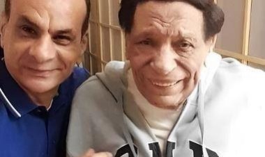 بالصورة.. أحدث ظهور للزعيم عادل إمام في عيد ميلاده الـ 83