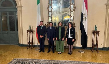وزيرة الثقافة تلتقي سفير مصر في إيطاليا لبحث التعاون في المجالات الثقافية