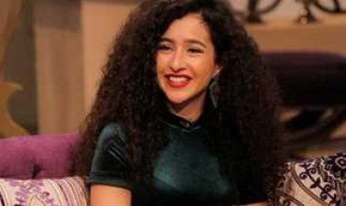 «اعملها بلوك».. رواد السوشيال ميديا يسخرون من غادة والي بعد اتهامها بسرقة تصميمات فنان روسي للمرة الثانية