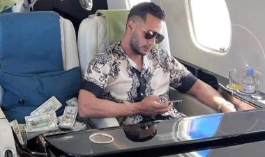 محمد رمضان يتعرض لهجوم عنيف بعد استعراضه «رزم من الدولارات» داخل طائرته الخاصة