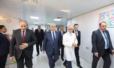 وزير التعليم العالي يفتتح ويتفقد عدة مشروعات طبية بجامعة المنصورة