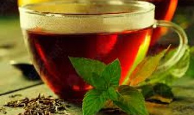 في يومه العالمي.. «الشاي» بدأت بورقة شجرة سقطت في كوب الإمبراطور بالخطأ