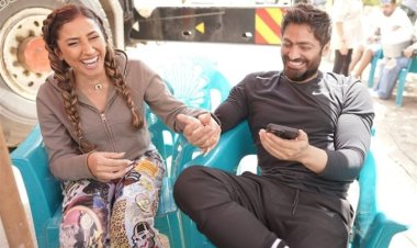 دينا الشربيني بعد انضمامها للمشاركة مع تامر حسني في تاج: لما عرفتك بقيت بحبك