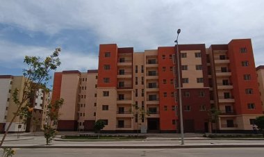 وزير الإسكان يتابع مع رئيس جهاز «العبور» موقف المرحلة الثانية من مشروع بديل العشوائيات