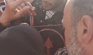 فيديو| سيدة كلمة السر وراء توقف تصوير محمد رمضان.. ماذا حدث؟