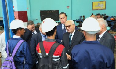 وزير التعليم يتفقد الامتحانات العملية والمعملية والتقييم النهائى للدبلومات الفنية