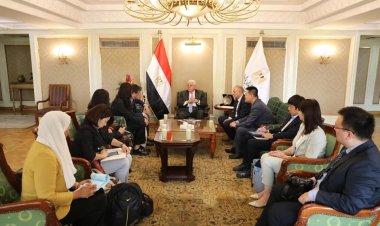 وزير التعليم العالي يلتقي وفد كليتي تيانجين الفنية للنقل وتيانجين الفنية المهنية للصناعة الخفيفة