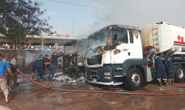 اندلاع حريق في سيارة لنقل المواد البترولية أسفل كوبرى قها