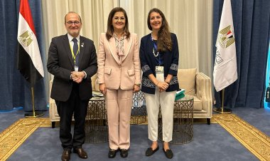 وزيرة التخطيط تبحث مع الوكالة الفرنسية للتنمية قضايا الطاقة وتحلية المياه