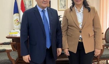 نائب وزير السياحة وسفير منغوليا بالقاهرة يبحثان تعزيز التعاون السياحى