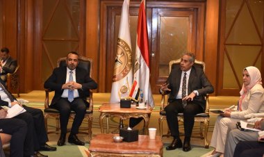 وزير القوى العاملة يواصل لقاءاته مع الوفد العراقي المُشارك في مؤتمر العمل العربي بالقاهرة