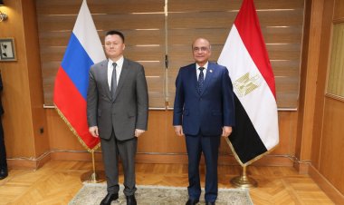 وزير العدل يبحث مع النائب العام الروسي سُبل التعاون المشترك