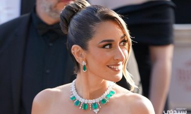 بـ «إطلالة كلاسيكية».. أمينة خليل تخطف الأنظار بمهرجان كان السينمائي