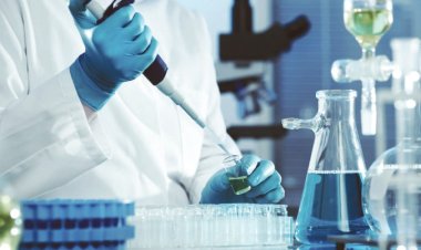 بالذكاء الاصطناعي.. علماء يكتشفون علاجاً لبكتيريا قاتلة