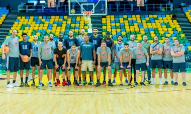 بعد التتويج.. بعثة سلة رجال الأهلي تصل القاهرة اليوم  