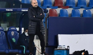 غرناطة ولاس بالماس يعودان إلى «الليجا»