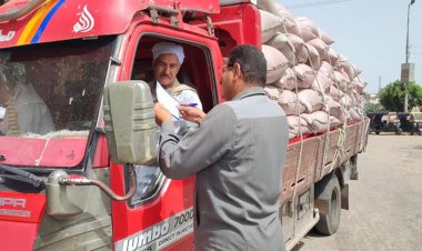 ضبط 128 طن من محصول القمح بهدف الاحتكار بمركزي ملوى و بنى مزار بالمنيا
