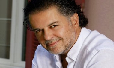 «نفرح بالحسين».. راغب علامة يهدي ولي عهد الأردن أغنية جديدة قبل أيام من زفافه