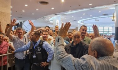 احتفاء واسع بنقيب المهندسين طارق النبراوي من أعضاء الجمعية العمومية (صور) 