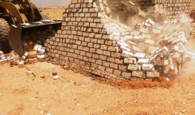 إزالة 61 حالة تعدي على مساحة 4 آلاف و189 متر مباني و72 فدان و11 قيراط بالشرقية