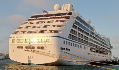 السفينة السياحية SIRENA ترسو بميناء بورسعيد السياحي