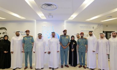 سيف بن زايد يفتتح غرفة جاهزية الدفاع المدني في دبي القائمة على الذكاء الاصطناعي