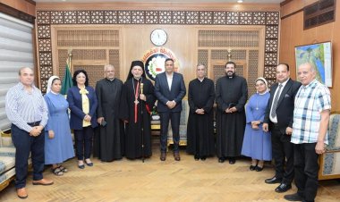 محافظ الدقهلية يزور كنائس الأقباط الكاثوليك بالمنصورة
