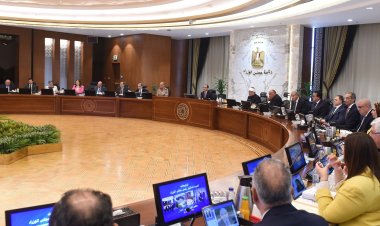 رئيس الوزراء يُشيد بافتتاح مجمع مصانع إنتاج الكوارتز بالعين السخنة