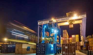 ميناء خليفة الثالث عالمياً على مؤشر أداء موانئ الحاويات العالمي