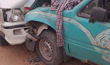 5 مصابين فى حادث تصادم سيارة ربع نقل بأخرى ميكروباص بمحور الضبعة 