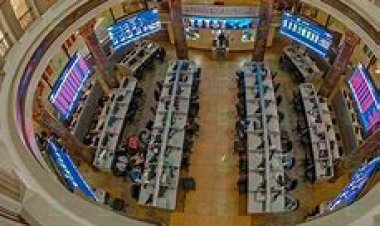 عضو مجلس إدارة البورصة لـ«العاصمة»: برنامج الأطروحات الحكومية مستمر وفق متغيرات السوق العالمي الجديد   