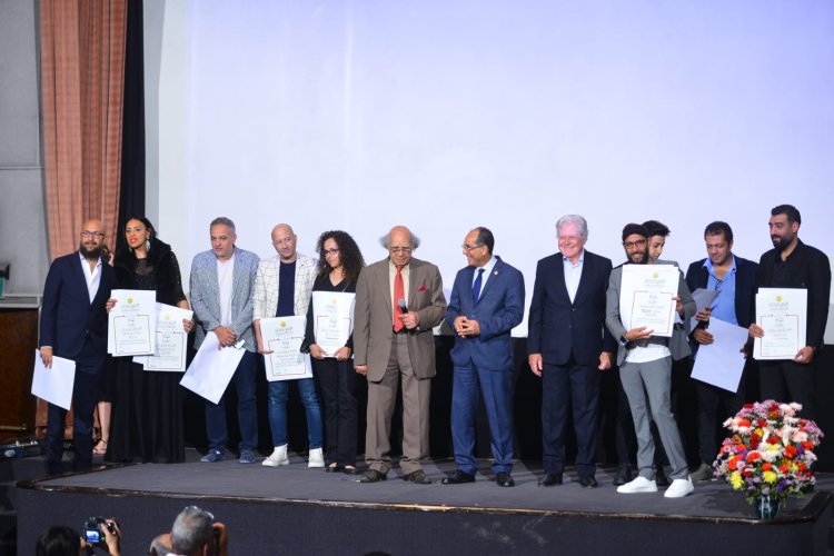 بالصور.. افتتاح مهرجان جمعية الفيلم بحضور حسين فهمي