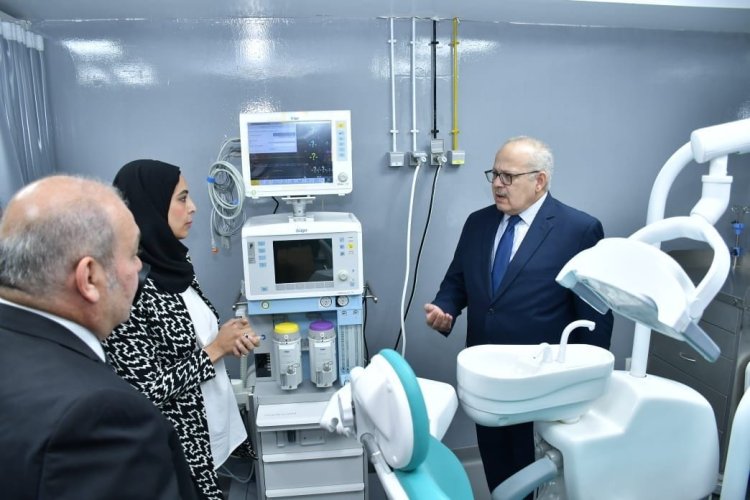 «الخشت» يفتتح مستشفى كلية طب الأسنان التعليمي الجديد بالشيخ زايد