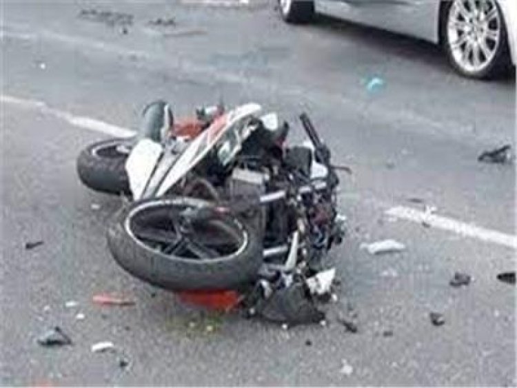 بينهم أب وابنته.. إصابة 4 أشخاص إثر انقلاب موتوسيكل في قنا (أسماء)
