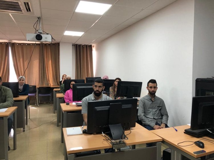 50 موظفا حكوميا يشاركون في دورات تكنولوجيا المعلومات