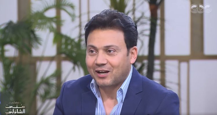 بعد 17 عامًا.. عمرو رمزي يكشف تفاصيل تعاملاته مع الفنانين في «حيلهم بينهم»