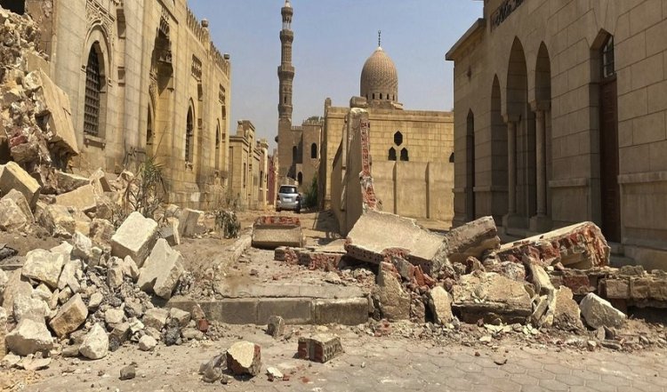 الحكومة توضح حقيقة تنفيذ حملة شاملة لهدم مقابر أثرية