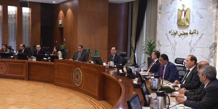 مدبولي يتابع الموقف التنفيذي لمشروع  «تطوير المتحف اليوناني الروماني»